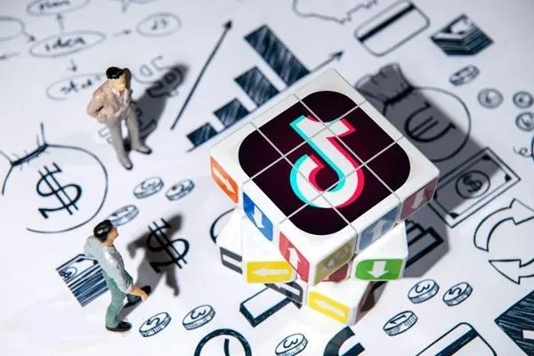 女人都是用什么交友软件聊天的？